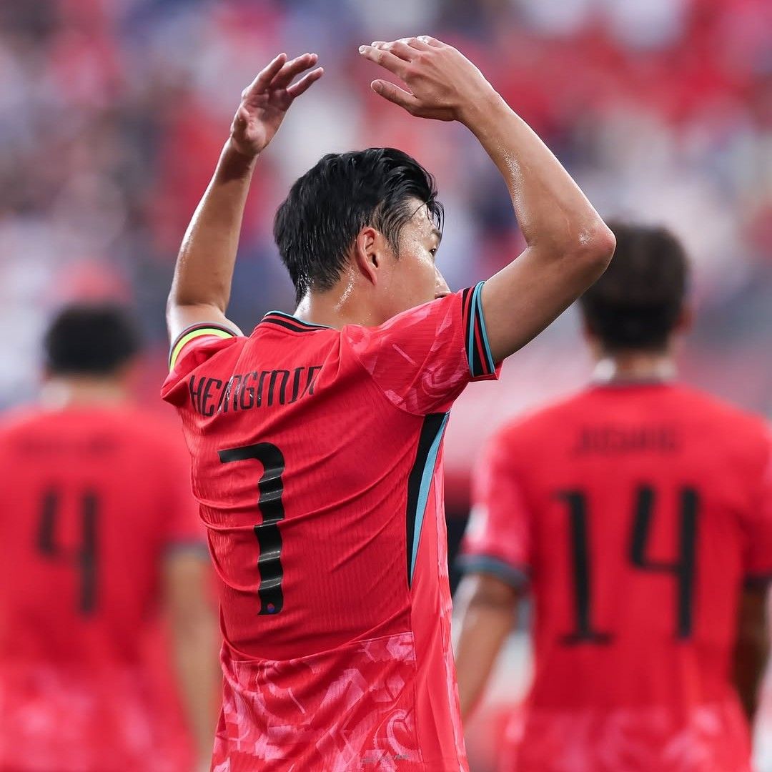 Son Heungmin的最新照片