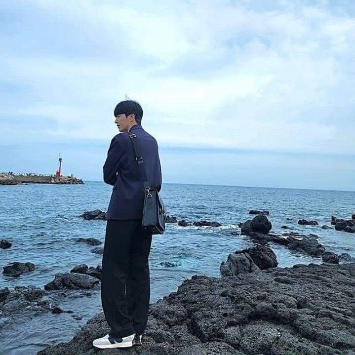 A moment captured by a fan of Kang Hoon