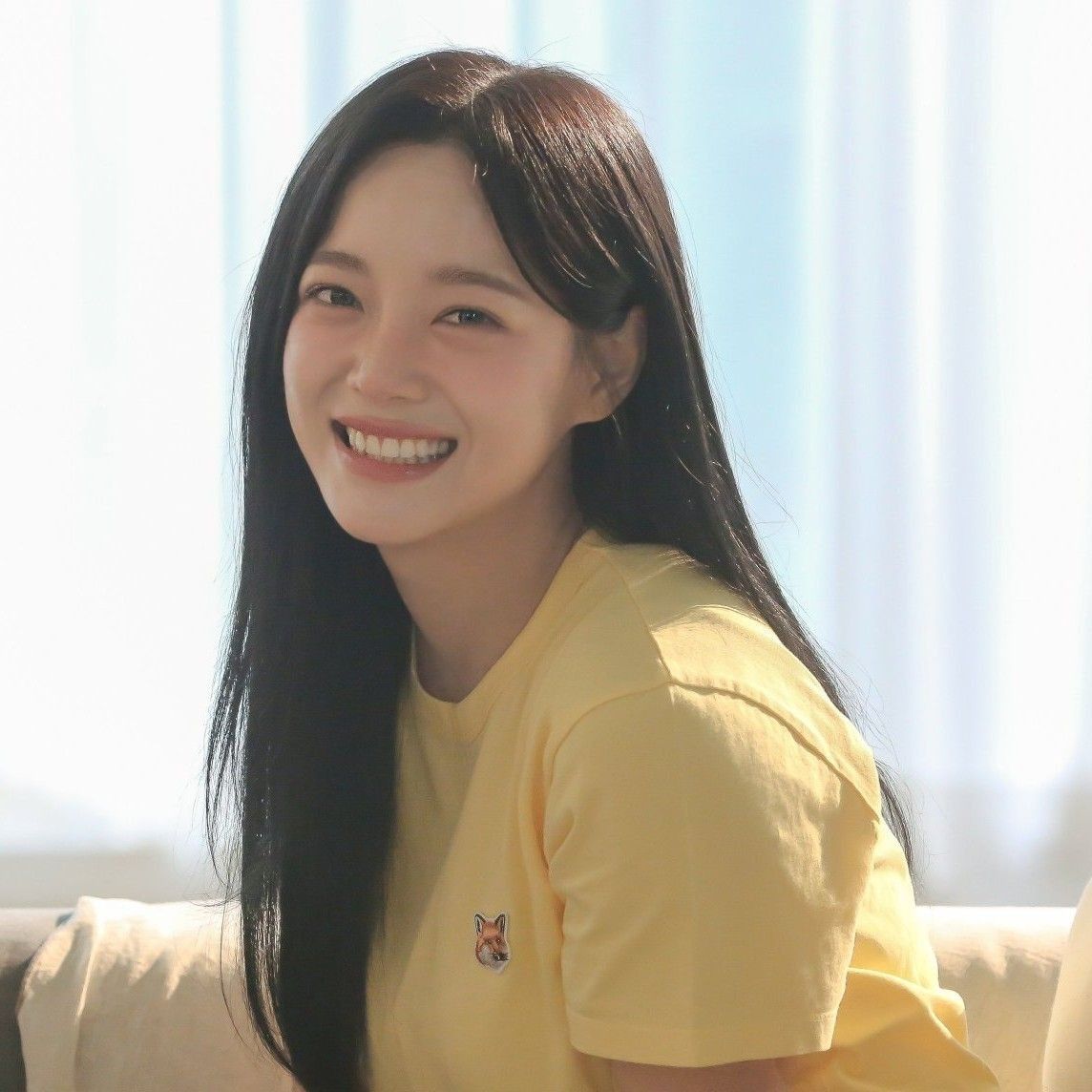 Behind-the-scenes cut of Kim Sejeong