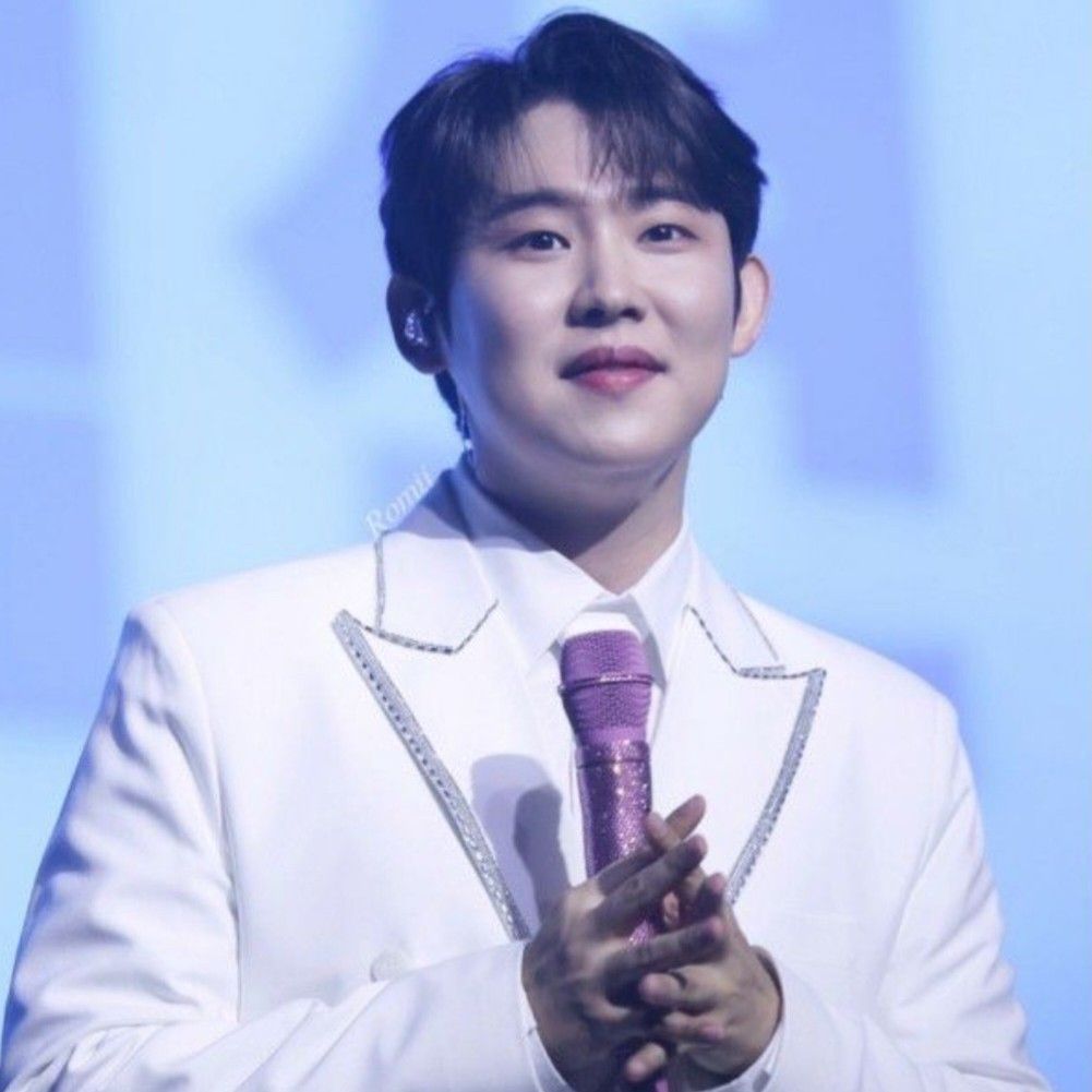 Latest photo of Jinuk