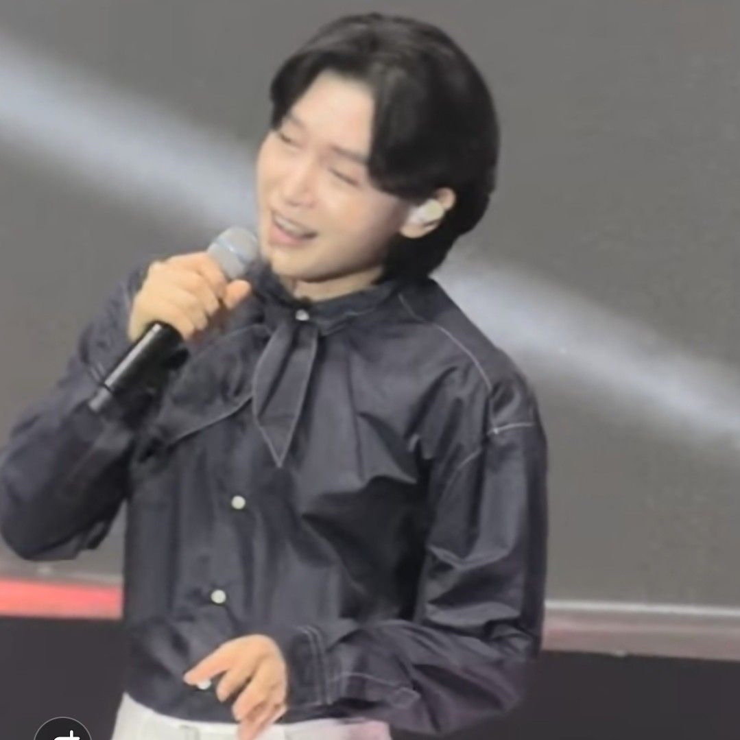 Latest photo of Kim Yongbin