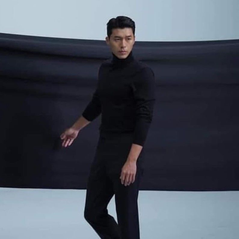 Foto kegiatan terbaru dari Hyun Bin