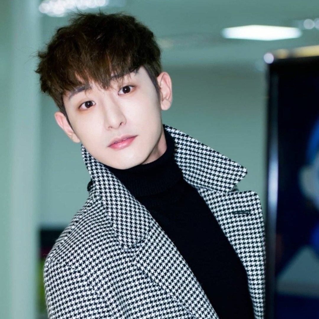 Recent activity shot of Lee Soohyuk