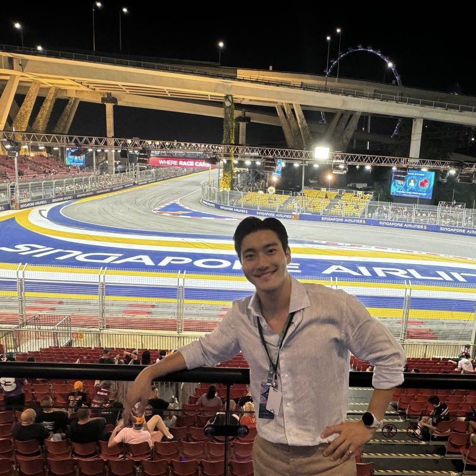 Recent activity shot of Choi Siwon