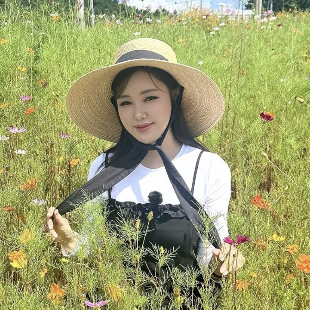 ソン・ガインの最近の活動ショット