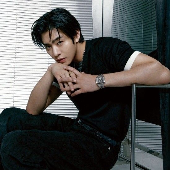 Recent activity shot of Ahn Hyoseop