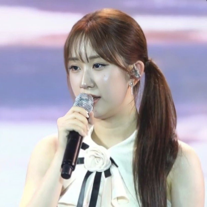 Latest photo of Jeon Yujin