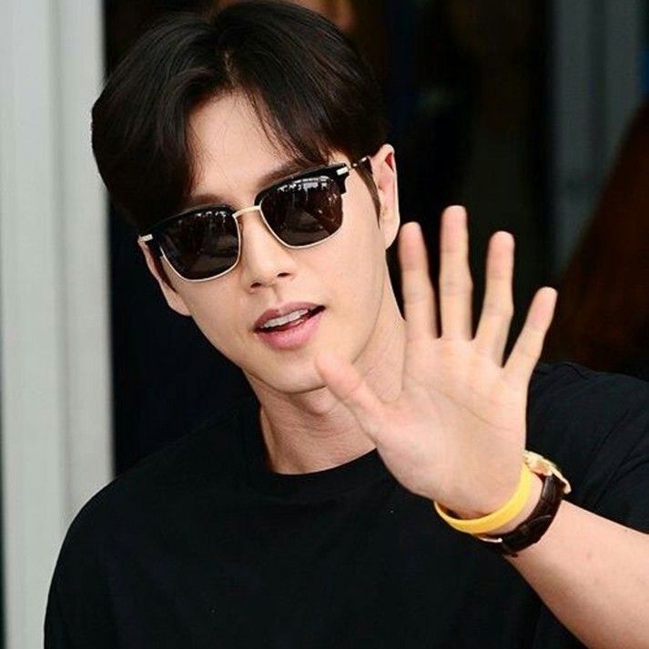 Momen yang diabadikan oleh penggemar Park Haejin