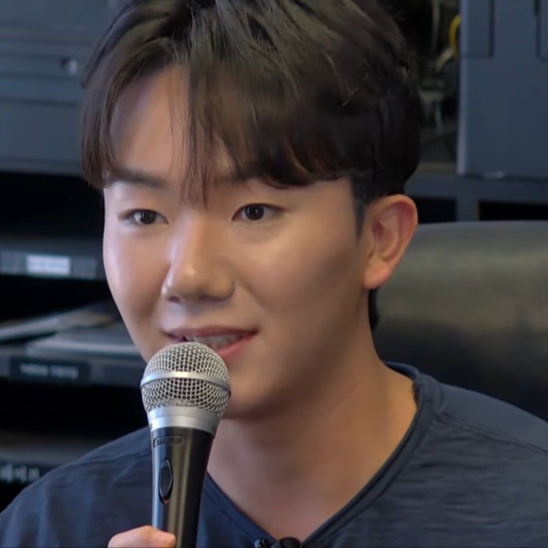 Latest photo of Nam Seungmin