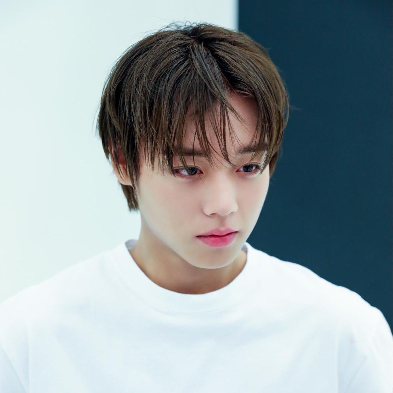 Latest photo of Park Jihoon