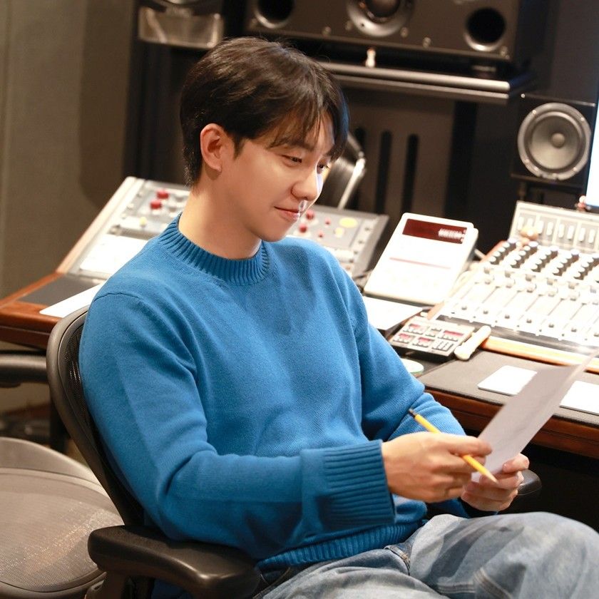 Recent activity shot of Lee Seunggi