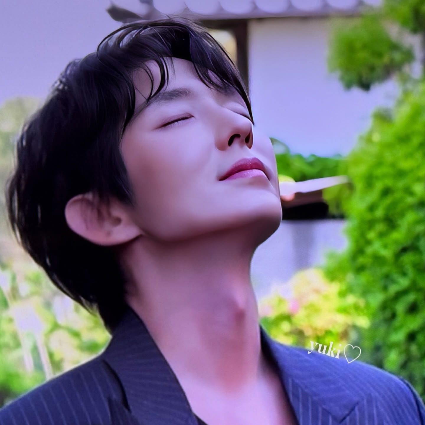 A moment captured by a fan of Lee Joongi