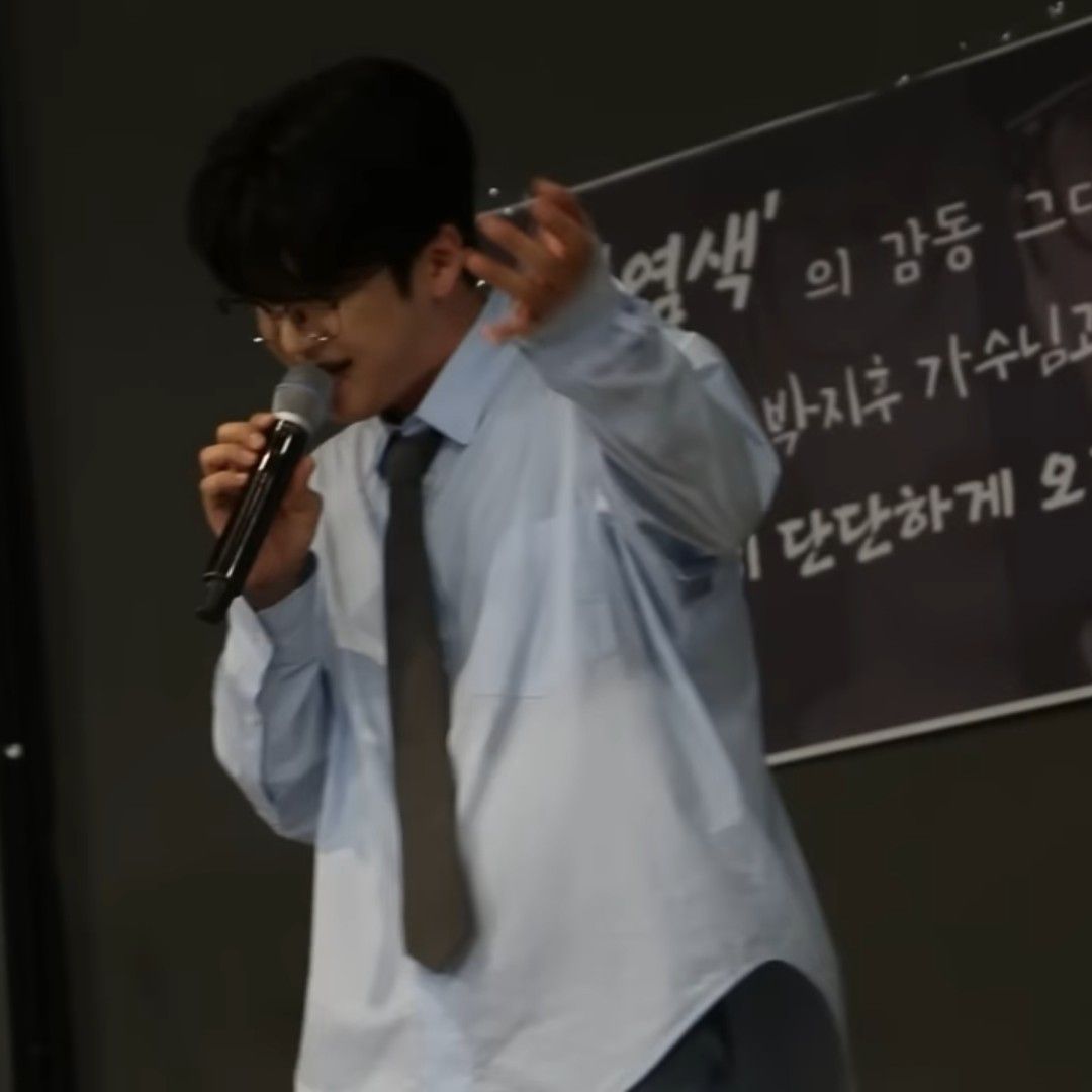 A moment captured by a fan of Park Jihoo (Mr. Trot 3)