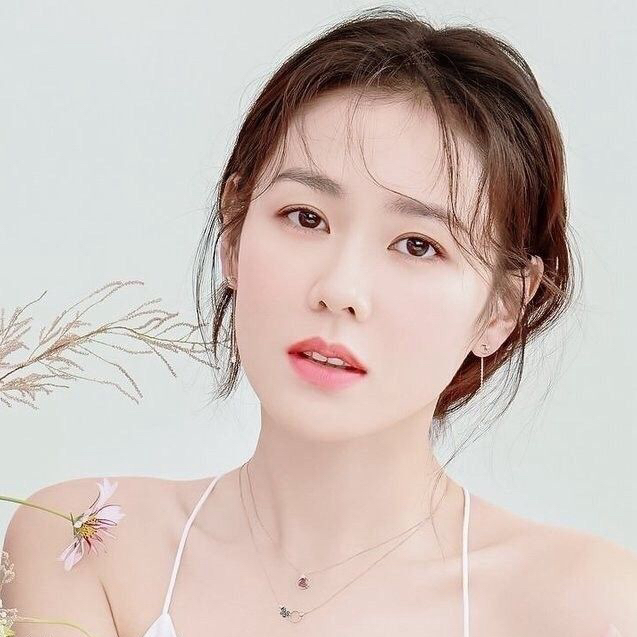 손예진의 비하인드 컷