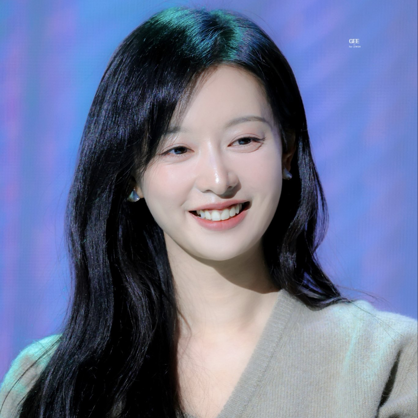 Recent activity shot of Kim Jiwon