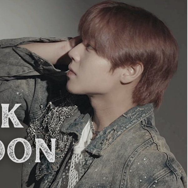 A moment captured by a fan of Park Jihoon