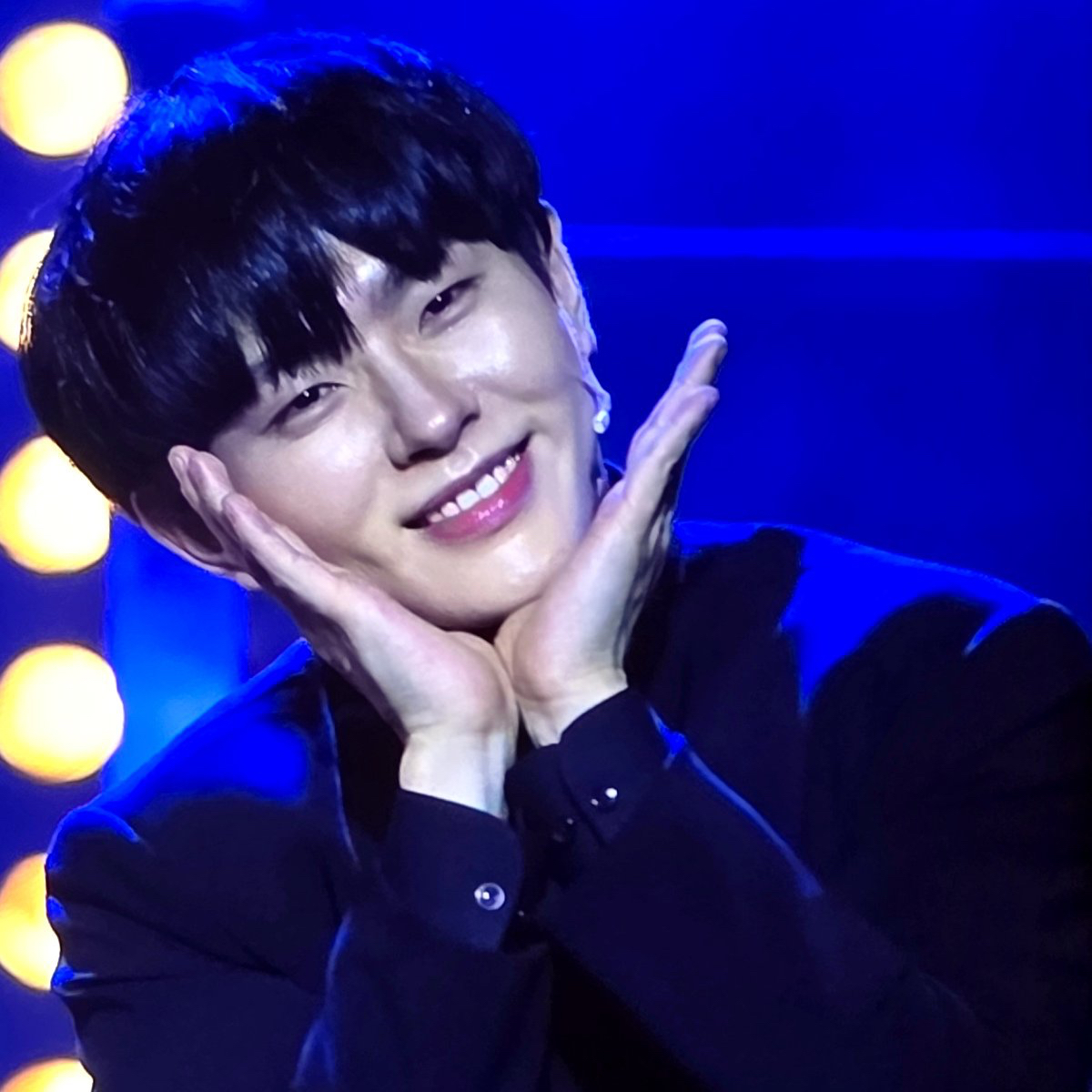 Behind-the-scenes cut of Lee Byeongchan