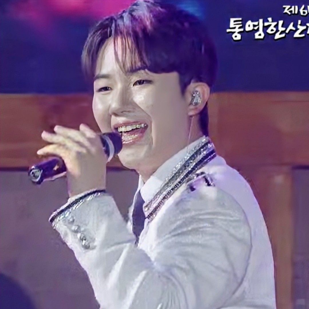 A moment captured by a fan of Nam Seungmin