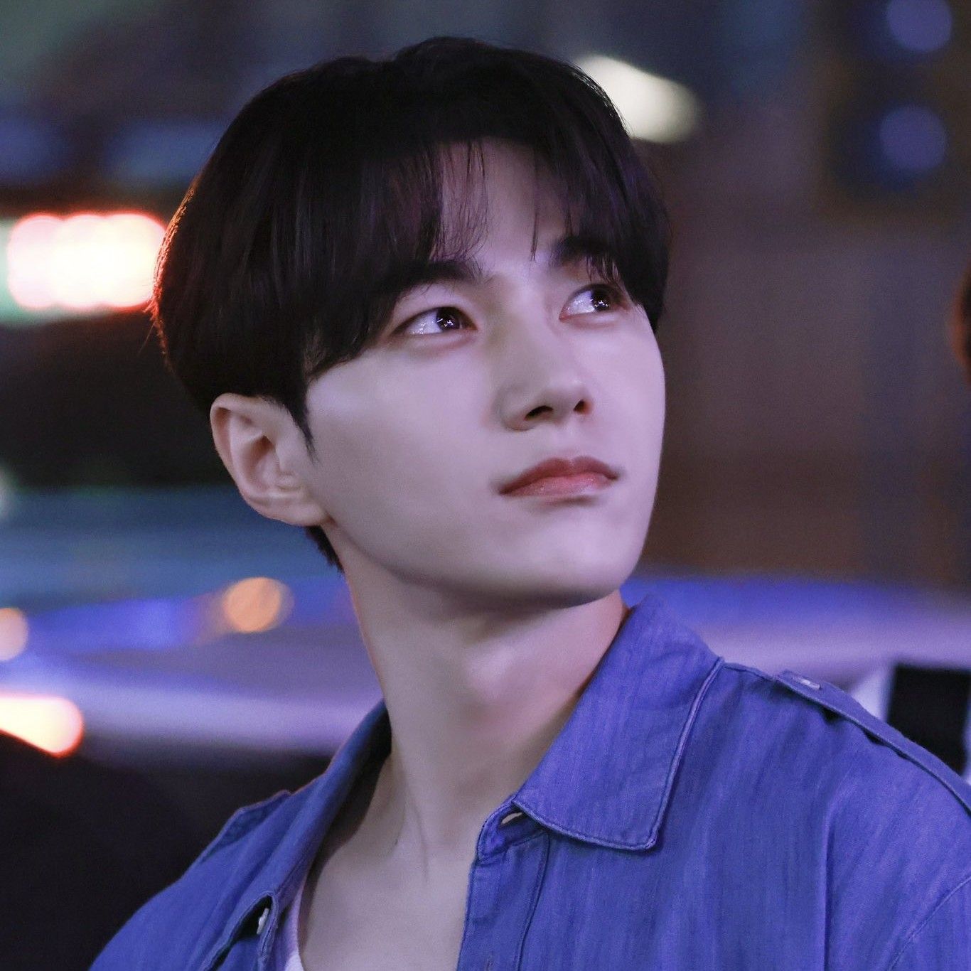 Recent activity shot of Kim Myungsoo (L)