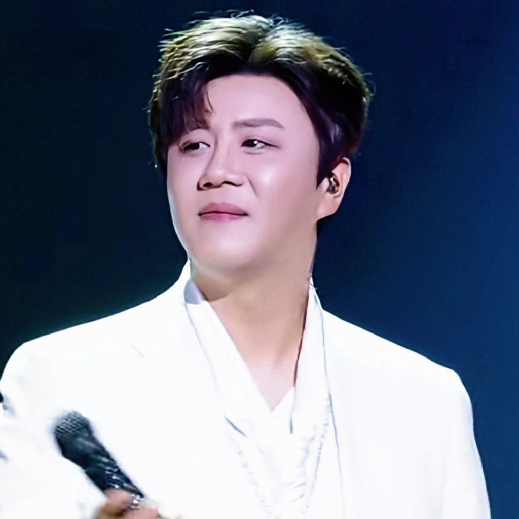Recent activity shot of Jin Haesung