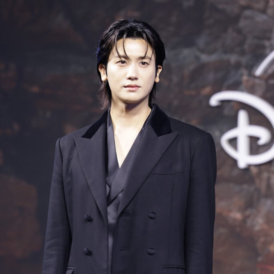 Recent activity shot of Park Hyungsik