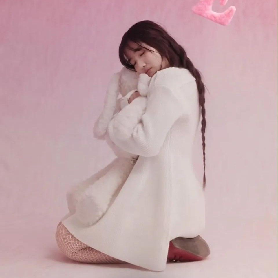 A moment captured by a fan of Kim Hyeyoon