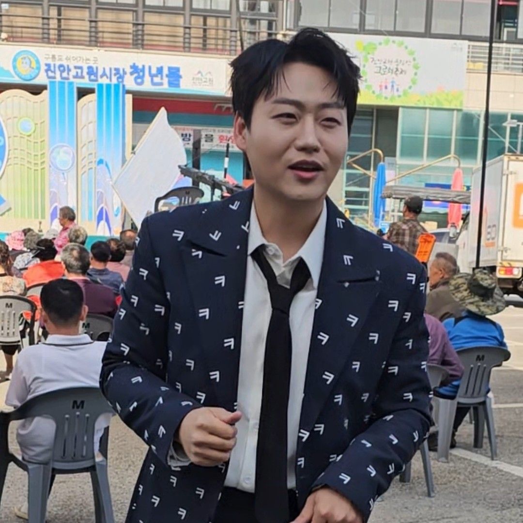 Latest photo of Min Soohyun