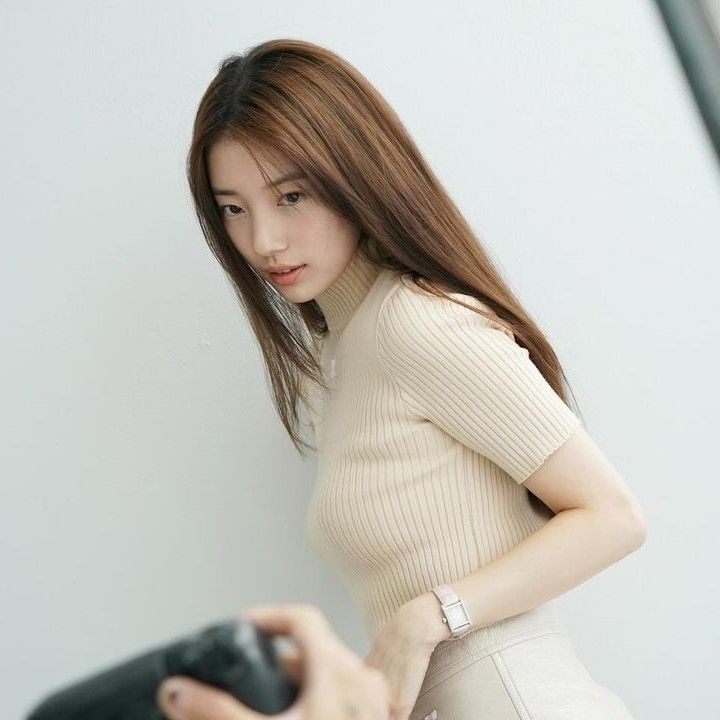 裴秀智的最新照片