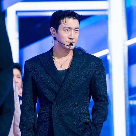 Latest photo of Choi Siwon