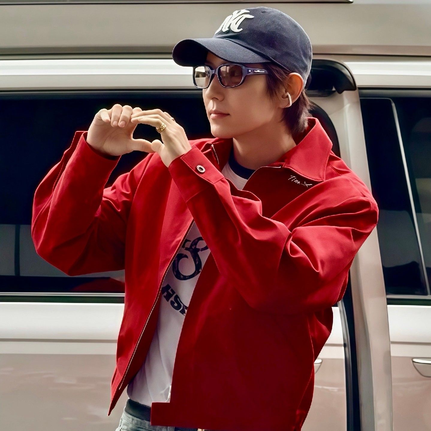 A moment captured by a fan of Lee Joongi
