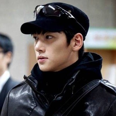 池昌旭的最新照片