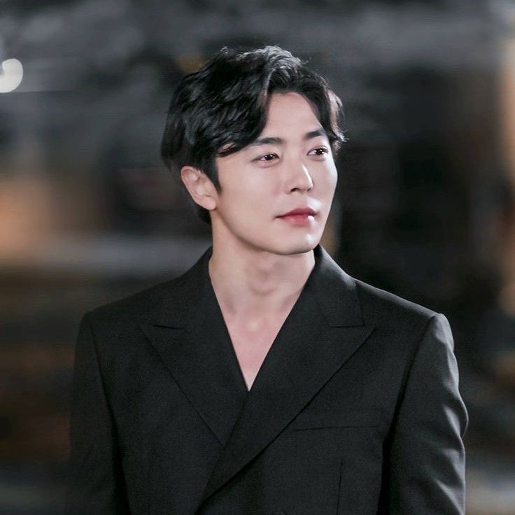A moment captured by a fan of Kim Jaewook