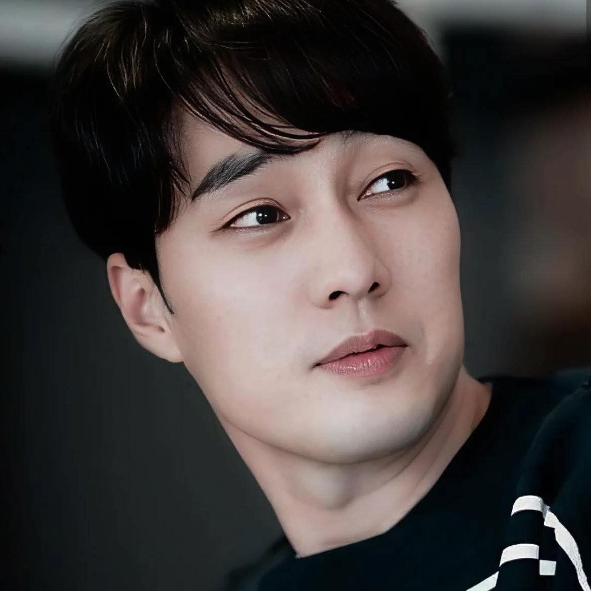 Recent activity shot of So Jisub