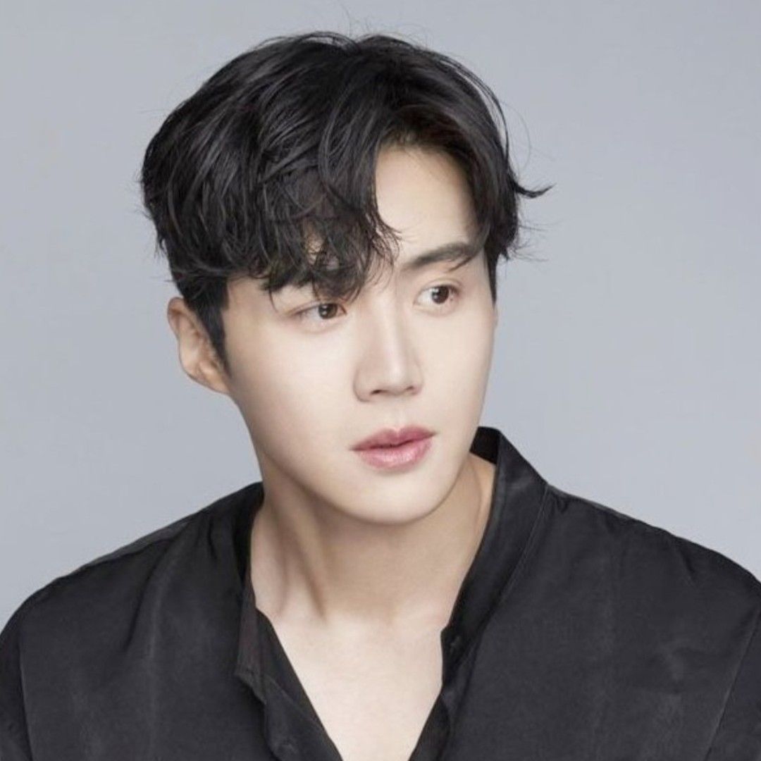 Behind-the-scenes cut of Kim Seonho