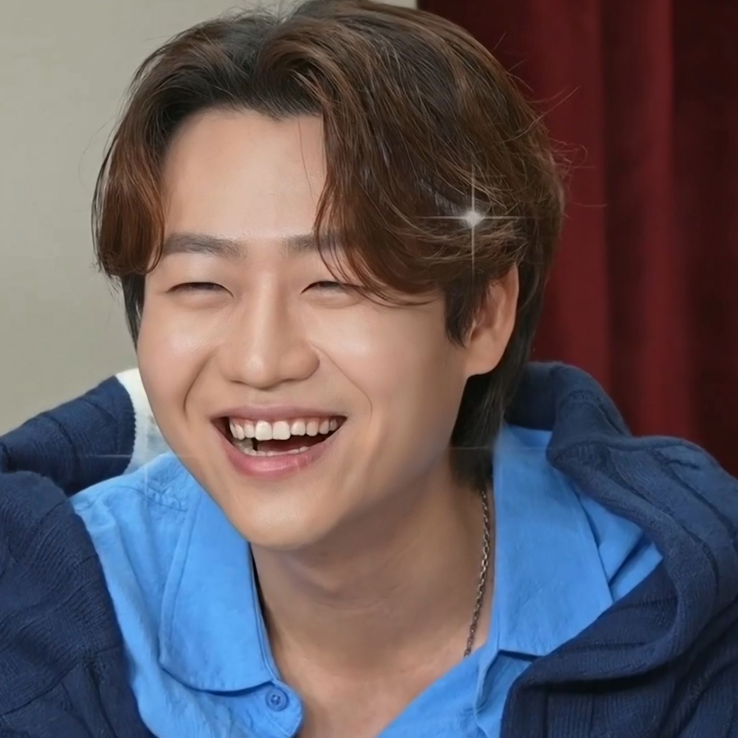 A moment captured by a fan of Min Soohyun