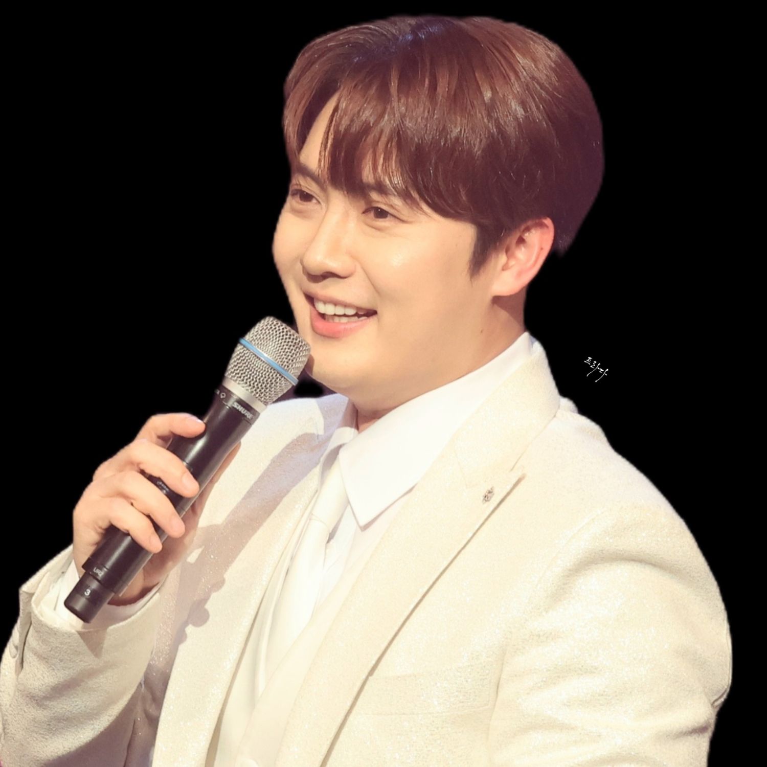 Behind-the-scenes cut of Son Binah