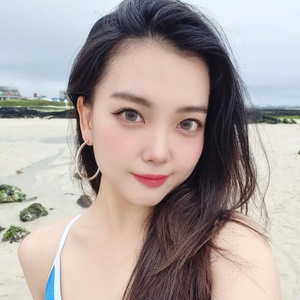 Recent activity shot of YOYOMI