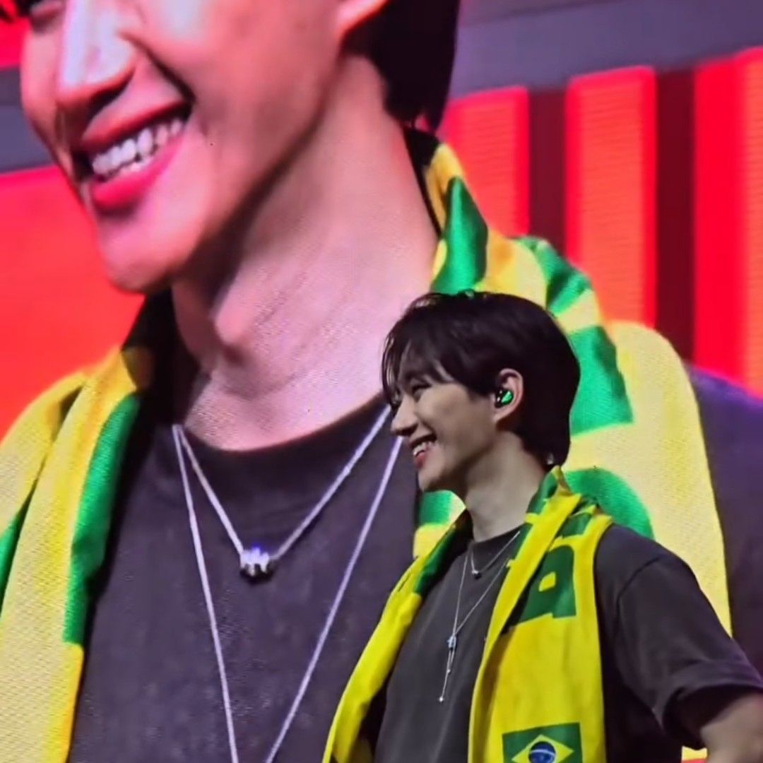Behind-the-scenes cut of Lee Junho