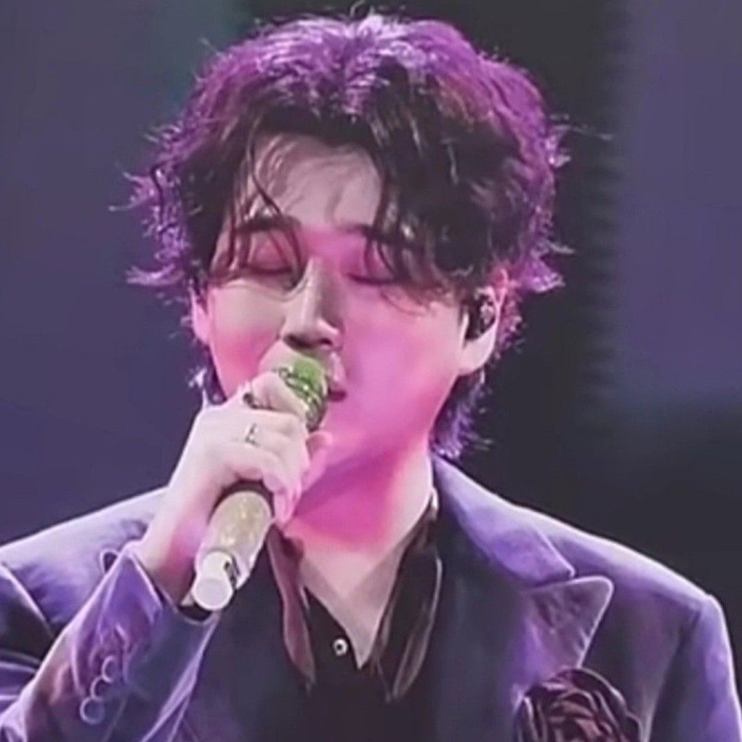 Behind-the-scenes cut of Hwang Youngwoong