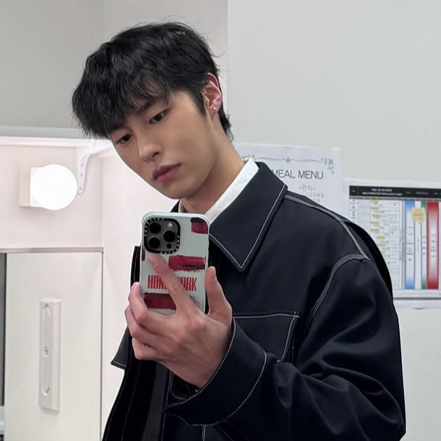 Latest photo of Lee Jaewook