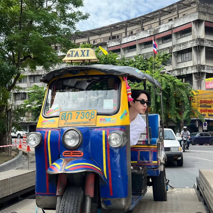 Recent activity shot of Lee Junho