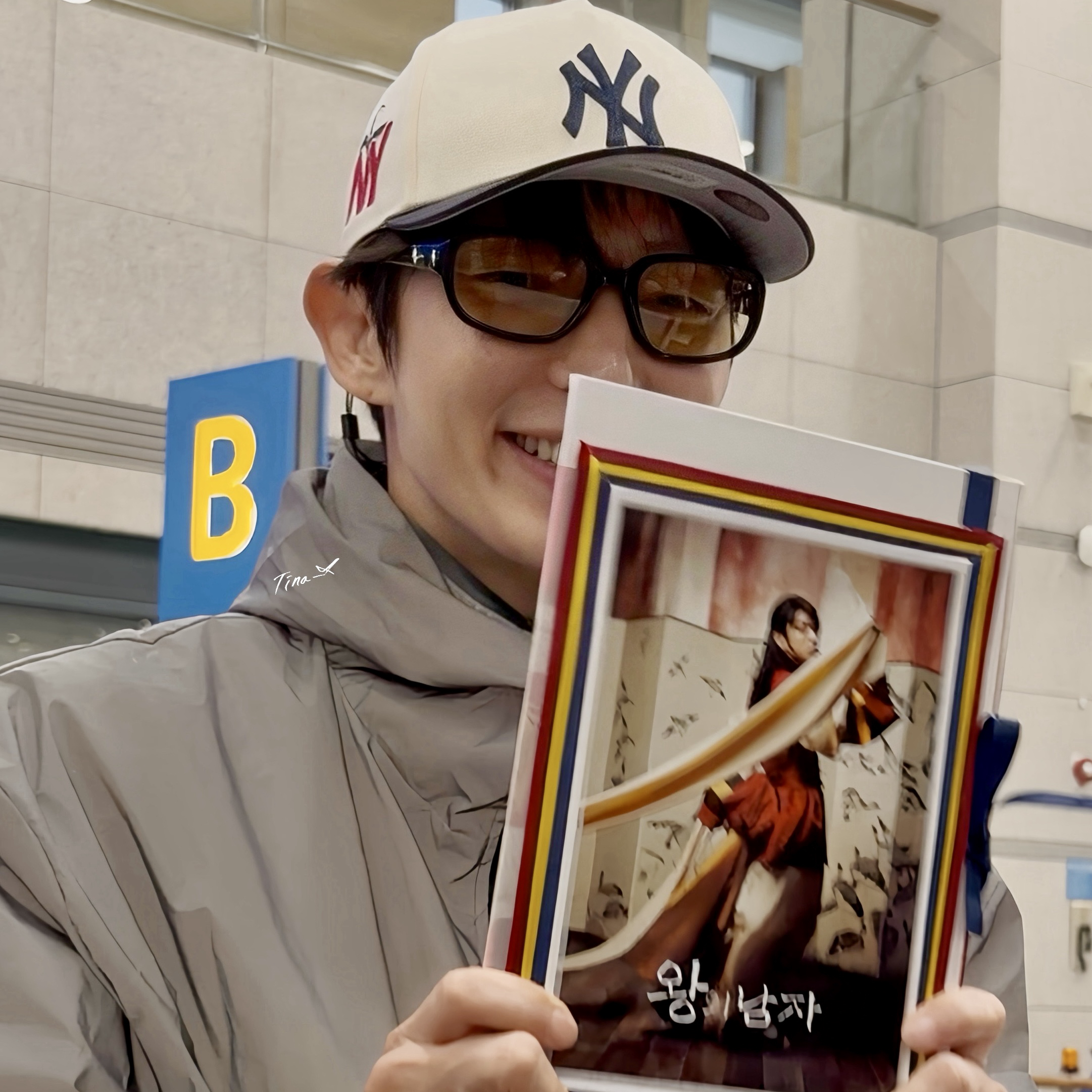 Latest photo of Lee Joongi