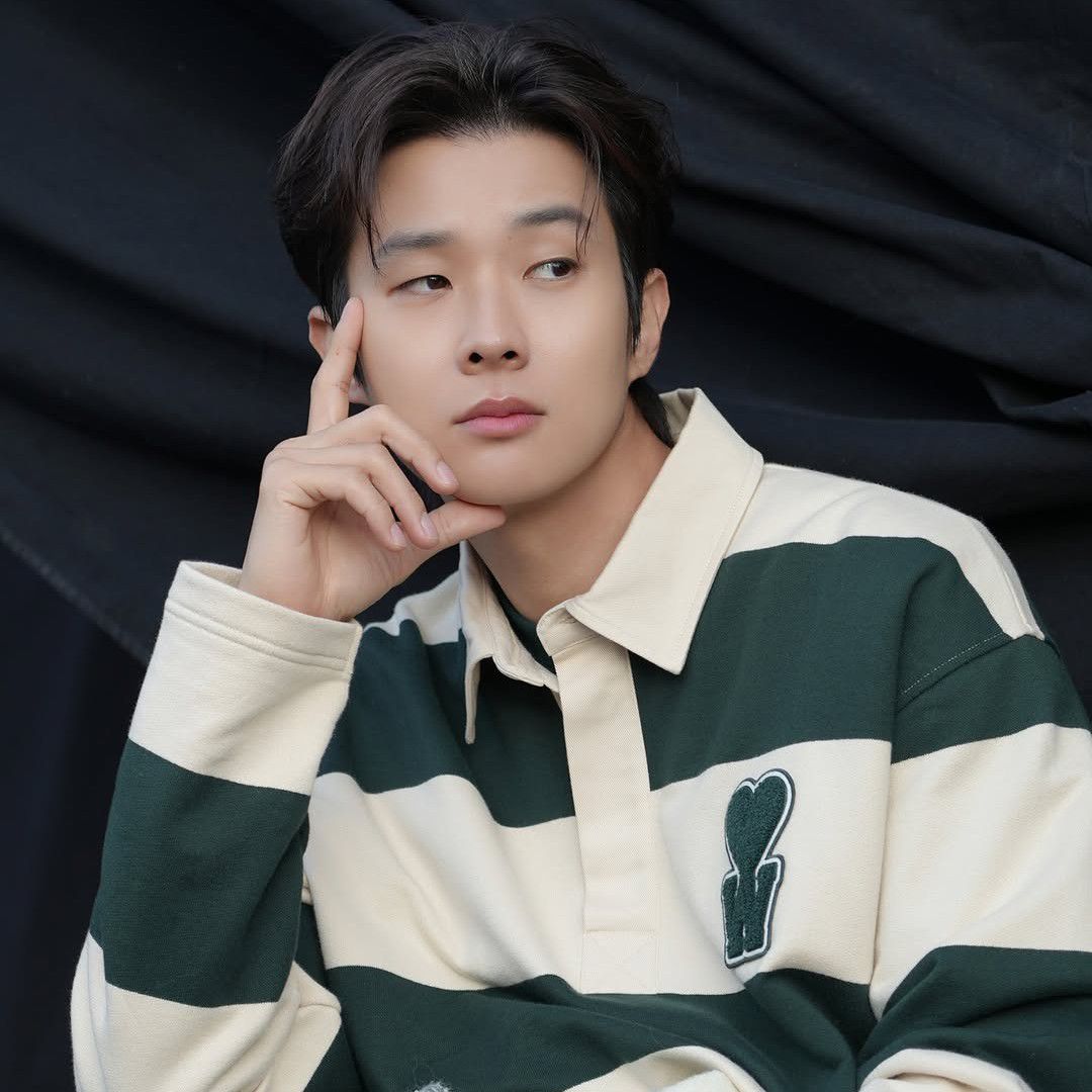 Behind-the-scenes cut of Choi Wooshik