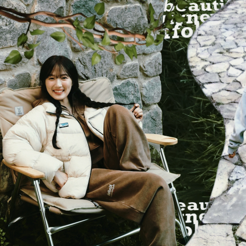 Recent activity shot of Kim Hyeyoon