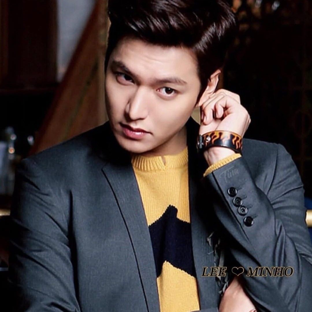 粉絲拍下的李敏鎬瞬間