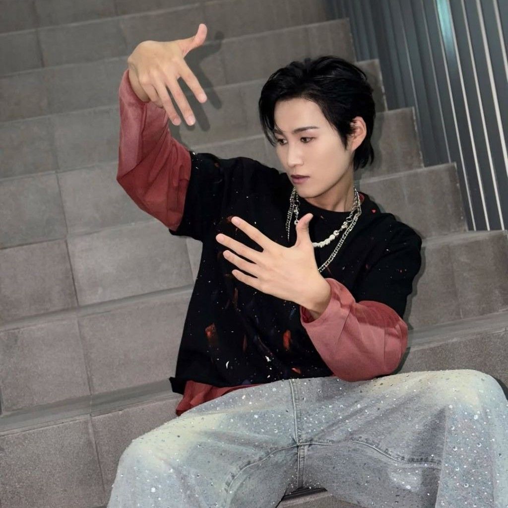 金熙栽的最新照片