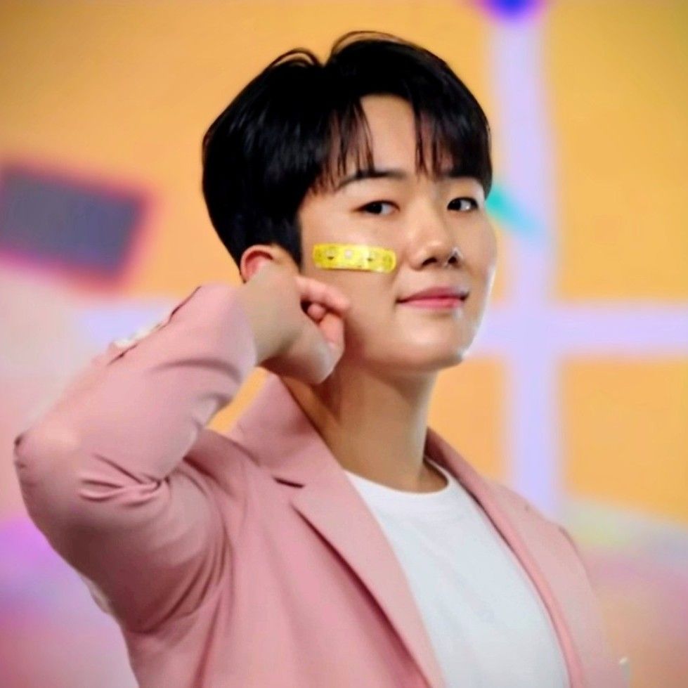 Latest photo of Nam Seungmin