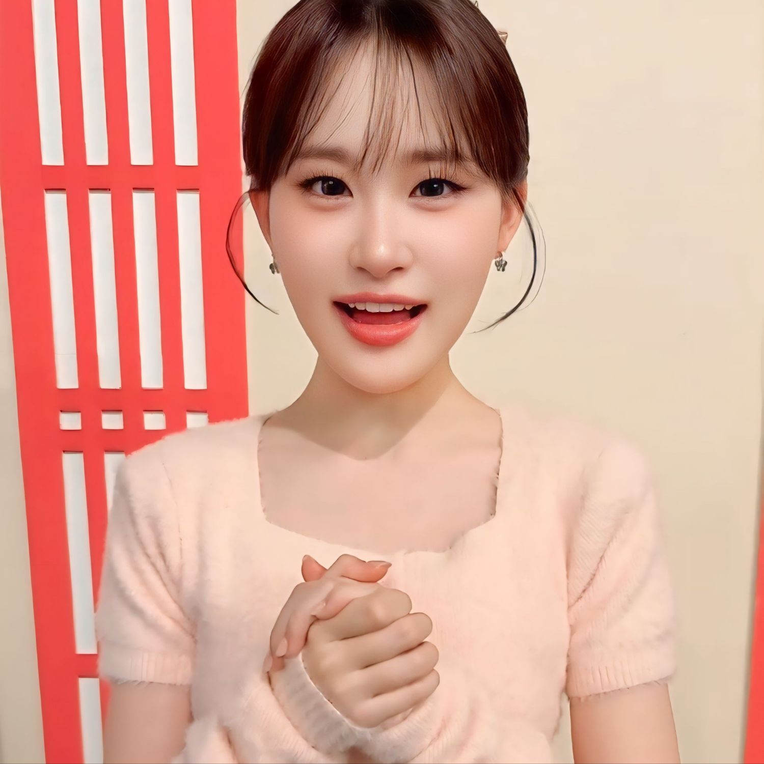 Cuplikan di balik layar dari Kim Dahyun