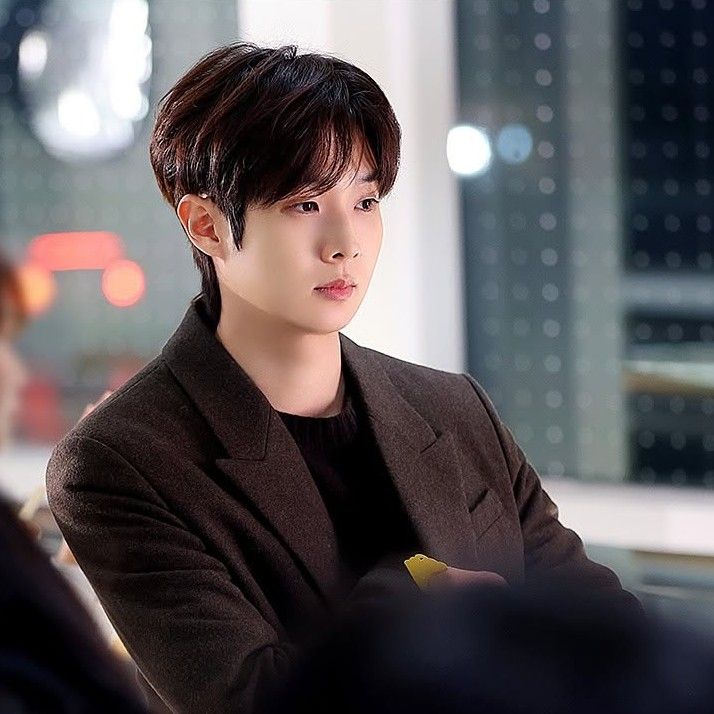 Recent activity shot of Choi Wooshik