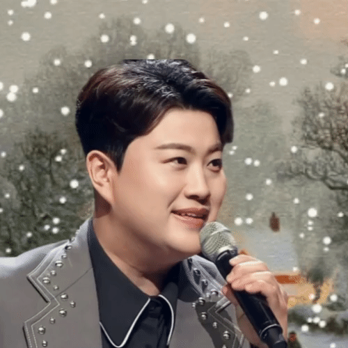 粉絲拍下的金浩中瞬間